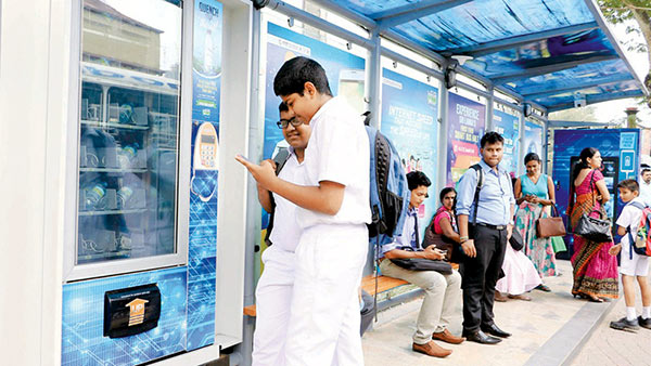 First smart bus halt in Town Hall Sri Lanka