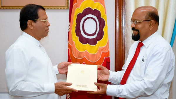 President Maithripala Sirisena donates