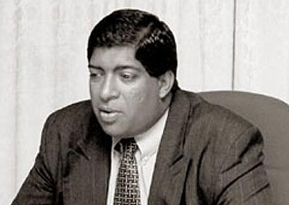 Ravi Karunanayake