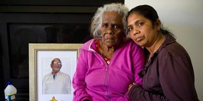 Nirmala Balaras and mother Thankamuthru Nylvaganam