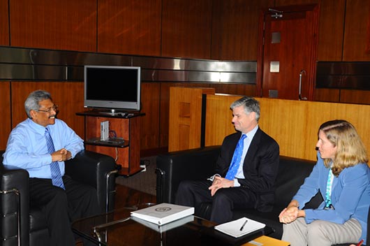 Maj Gen Walter D Givhan, Deputy Assistant Secretary for Plans, Programmes and Operations of the US State Department's Bureau of Political - Military Affairs, paid a courtesy call on Secretary Defence and Urban Development Mr Gotabaya Rajapaksa