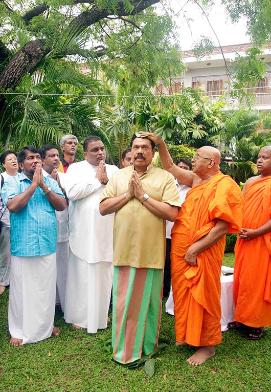 President Mahinda Rajapaksa oil anointing ceremony in Tangalle