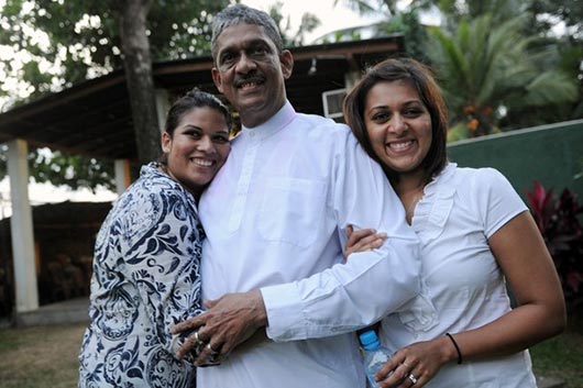 Sarath Fonseka free home