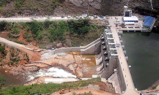 Sluice gates of the Upper Kotmale Hydro Power Project declared open by Sri Lanka President Mahinda Rajapaksa