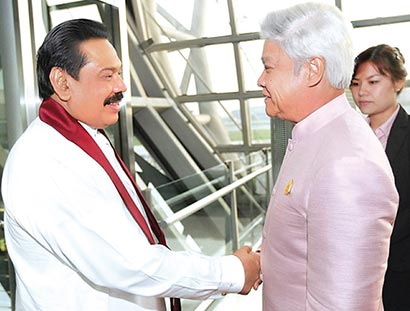 President Mahinda Rajapaksa arrived at Suvarnabhumi Airport in Bangkok for a fourday visit to Thailand.