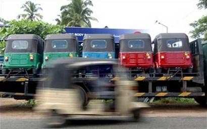 three wheelers in Sri Lanka