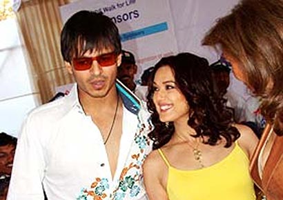 Vivek Oberoi & Preity Zinta in Sri Lanka