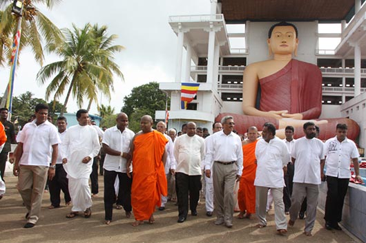 Defence Secretary Gotabhaya Rajapaksa is at Weherahena Poorwarama Raja Mahavihara