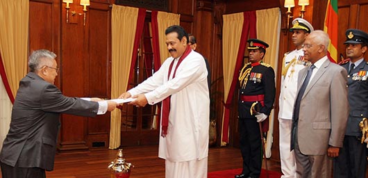 Envoys of four nations present credentials to President Rajapaksa