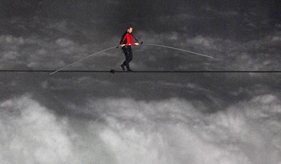 Nik Wallenda walks across the Niagara Falls in an attempt to be the first man ever to complete the walk