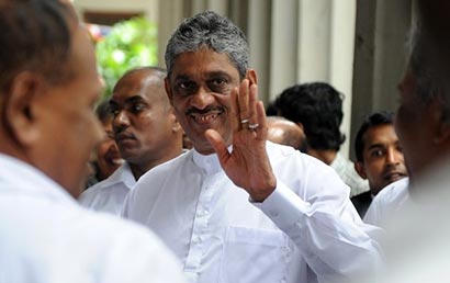 Sarath Fonseka with government security