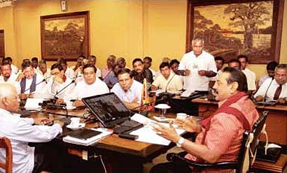 Sri Lanka President Mahinda Rajapaksa in a Meeting