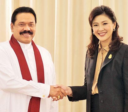 Sri Lanka President Mahinda Rajapaksa with Thailand Prime Minister