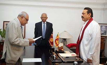 President Rajapaksa appoints former SG Sarath Fernando as new AG