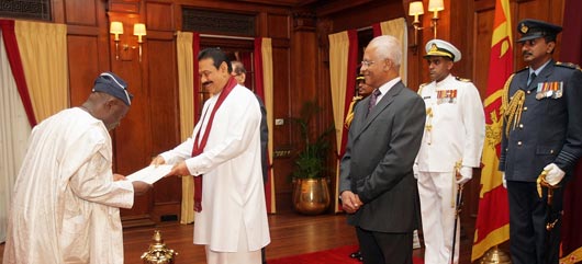 Eight new diplomats present credentials