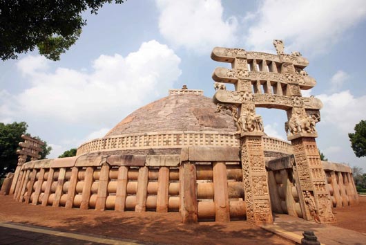 President Rajapaksa visits Sanchi