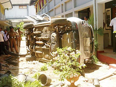 Vidyaloka Vidyalaya Galle - Attack