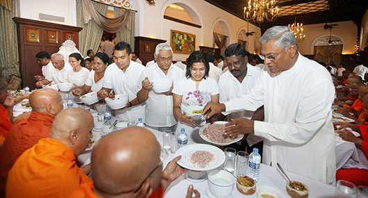 President Mahinda Rajapaksa celebrates his 67th Birthday - Photo 5