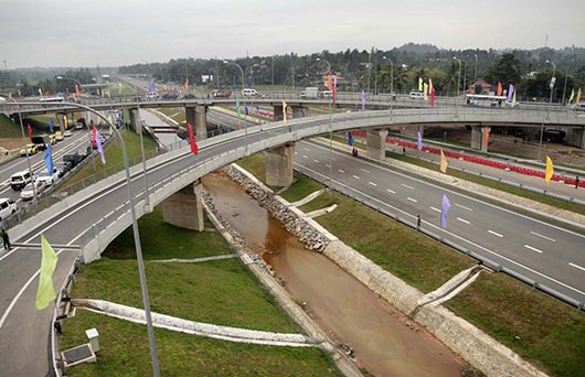 President Rajapaksa declares open Sri Lanka’s first Travel Service Centre on an Expressway