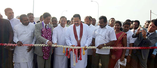 President Rajapaksa declares open Kalladi Bridge linking East and South