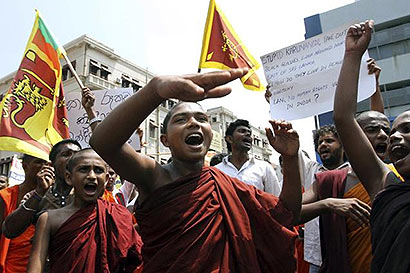 Protests in Colombo over attacks on Sri Lankan monks in Tamil Nadu