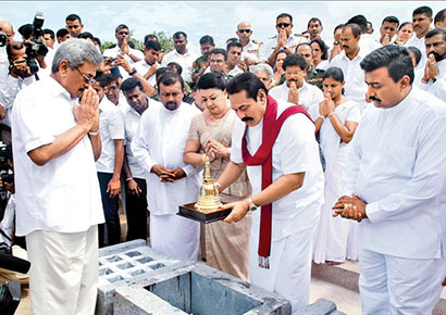 President Mahinda Rajapaksa yesterday placed the Sacred Relics of the Buddh