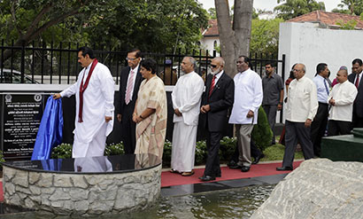 Statue of late Minister Lakshman Kadirgamar unveiled