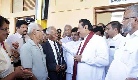 Sri Lanka President Mahinda Rajapaksa launched the 'Yal Devi' train service  that departed from Omanthai