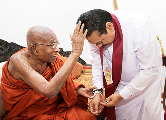 President felicitates Weligama Gnanarathana Thera on his 101st birthday