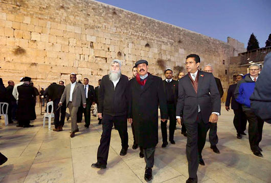 Sri Lanka President Rajapaksa visits historic religious sites in the Old City of Jerusalem