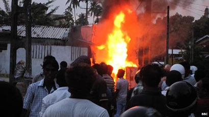 Sri Lanka Dharga Town clash