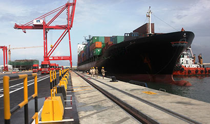 Colombo port