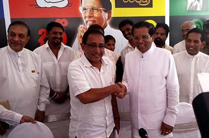 Kabir Hashim with Maithripala Sirisena