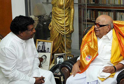 Sri Lankan Minister K. Velayutham met Karunanidhi