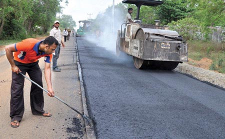 Sri Lanka road development