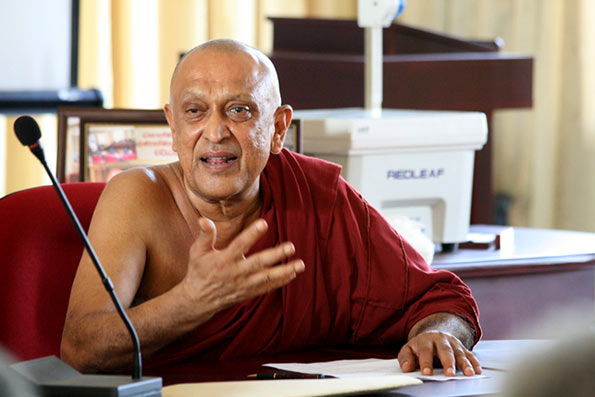 Maduluwawe Sobhitha Thero