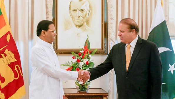 Sri Lanka President Maithripala Sirisena with Pakistan Prime Minister Nawaz Sharif