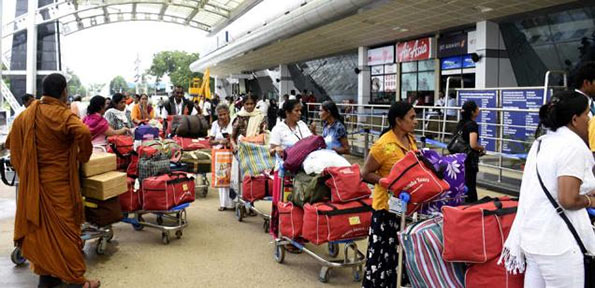 Sri Lankan tourists in India