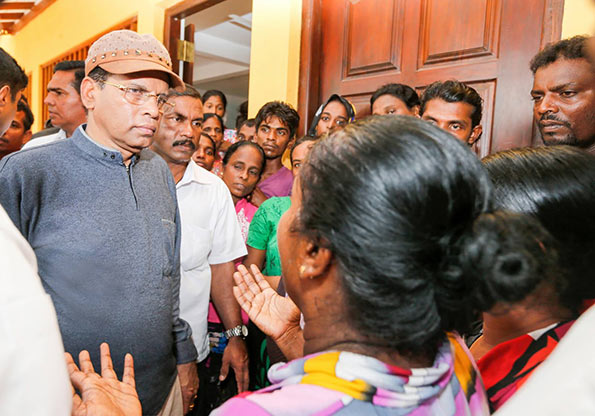 President Maithripala Sirisena visits flood affected areas