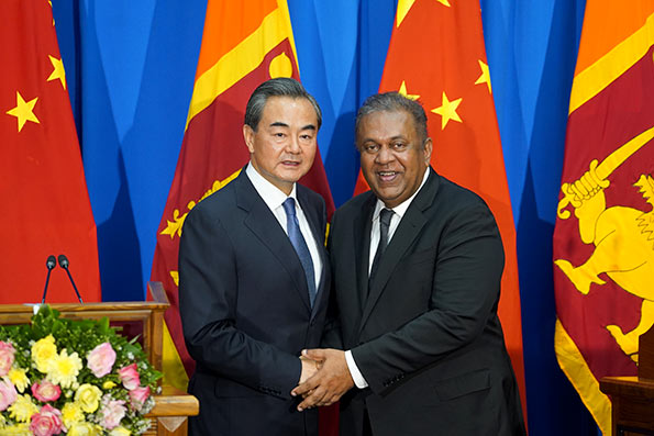 China’s Foreign Minister Wang Yi with Sri Lanka Foreign Minister Mangala Samaraweera