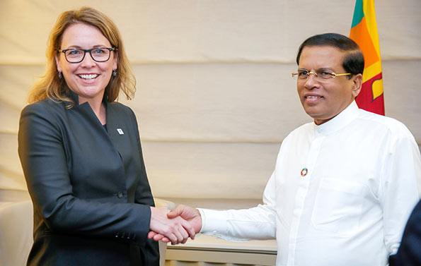 Dana J Hyde with Sri Lanka President Maithripala Sirisena