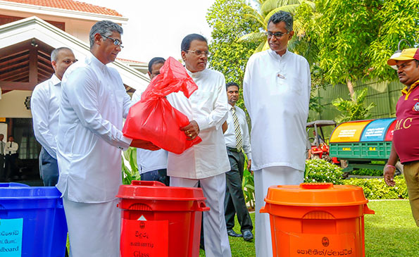 Garbage collection from President's house of Sri Lanka