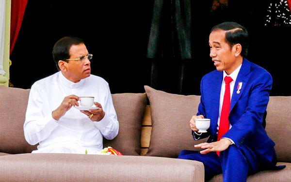 Sri Lanka President Maithripala Sirisena met Indonesian President Joko Widodo