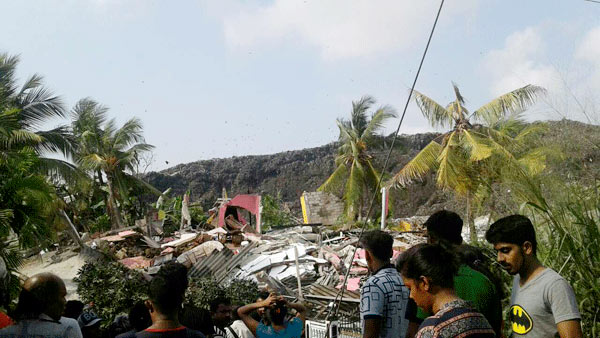 Meethotamulla garbage dump collapsed