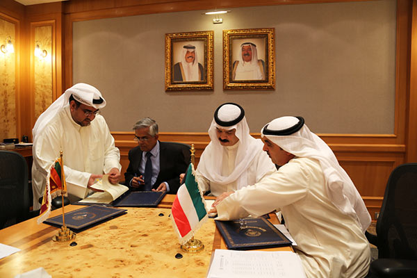Kuwait, Sri Lanka sign loan deal