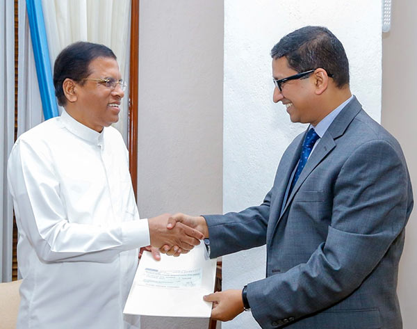 Sri Lanka President Maithripala Sirisena with Bangladesh High commissioner to Sri Lanka Riaz Hamidullah