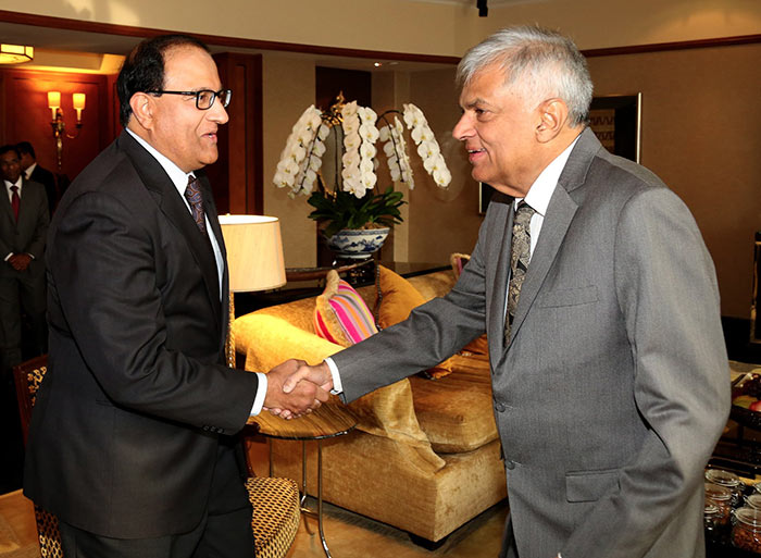 Singapore Minister of Trade and Industry Mr. S Iswaran with Sri Lanka Prime Minister Ranil Wickramasinghe