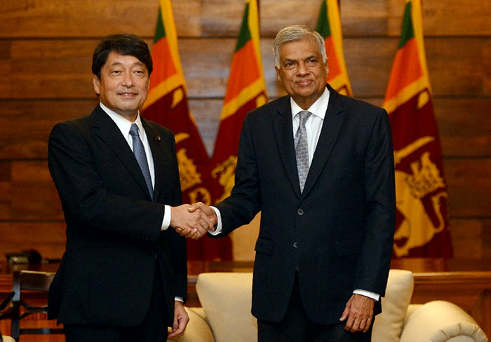 Japan's defence minister Itsunori Onodera with Sri Lanka Prime Minister Ranil Wickramasinghe