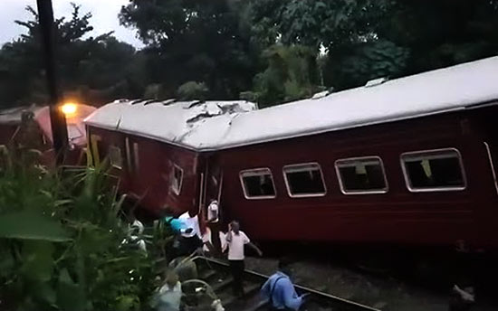 Train accident at Pannaliya off Polgahawela