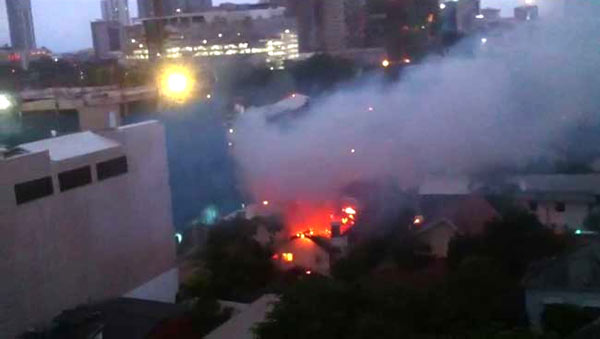 Fire at Park street Colombo Sri Lanka